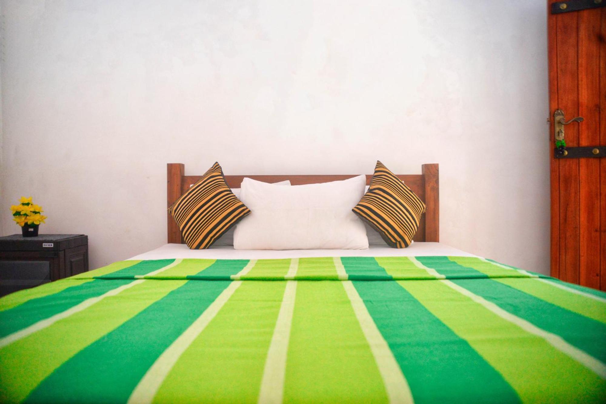 Tropical Garden Homestay Pidurangala Сигирия Экстерьер фото